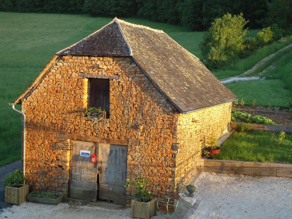 Maison D'Hotes La Maison De Leopold Террассон-Лавільдьє Екстер'єр фото